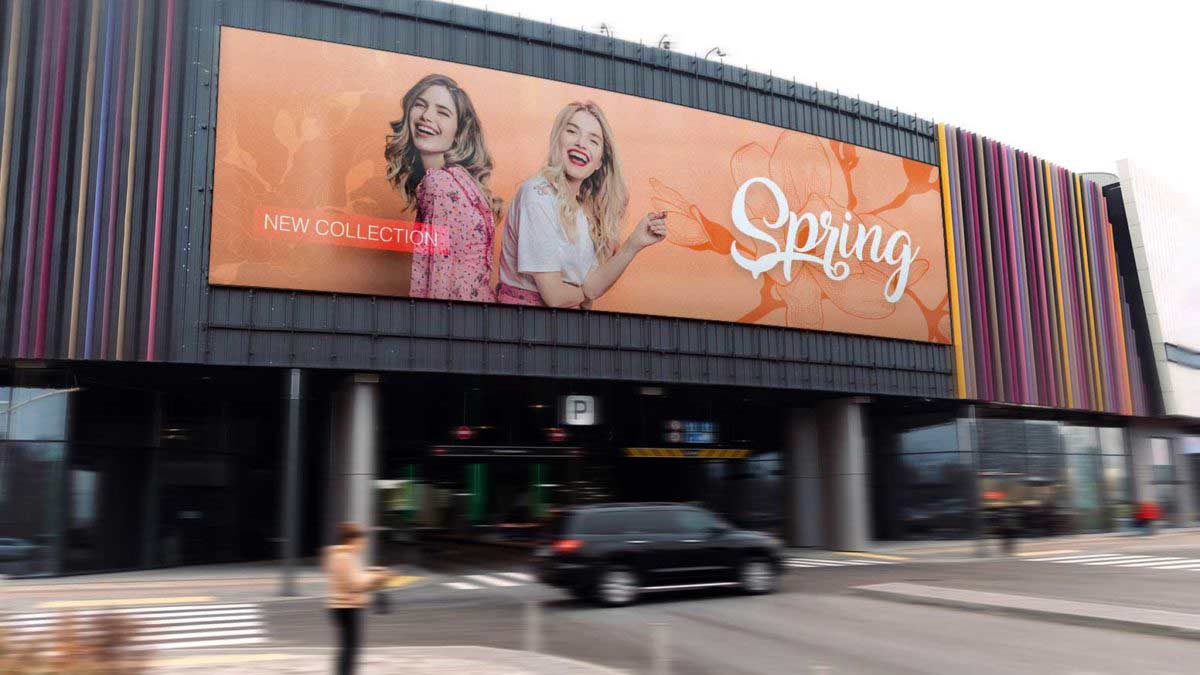 outdoor-led-retail-billboard